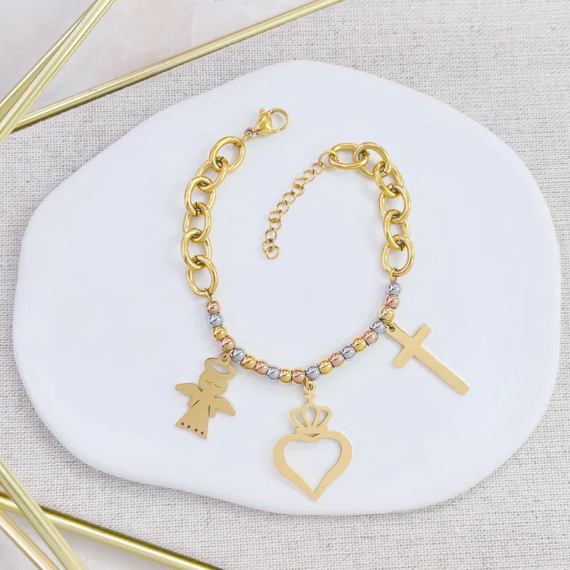 Pulsera cadena con 3 Dijes Dorados - The Perfect Gift