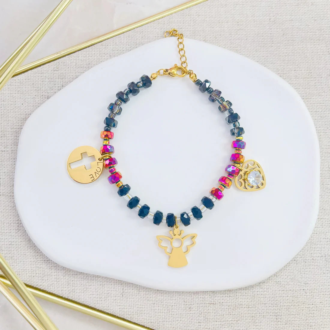 Pulsera cuentas de colores con Dijes Dorados - The Perfect Gift