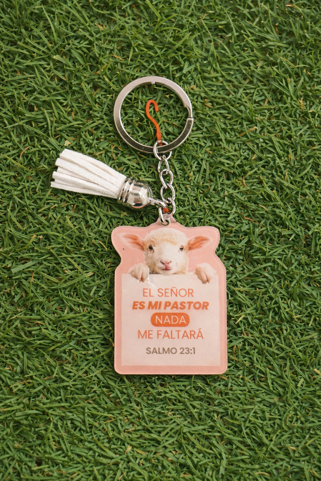Llavero acrílico con Tassel. El Señor es mi pastor - The Perfect Gift