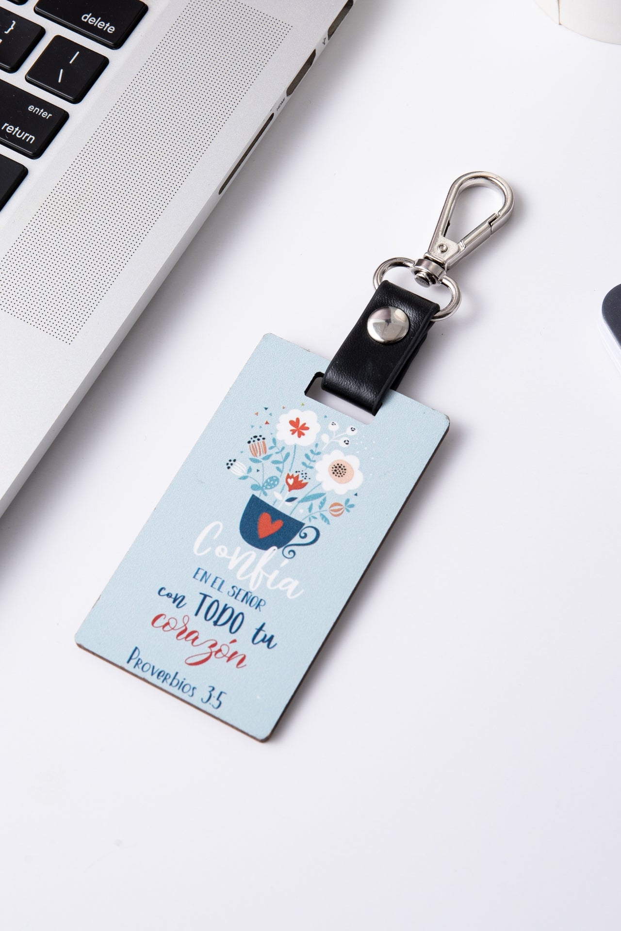 Llavero Madera - Confía en el Señor - The Perfect Gift