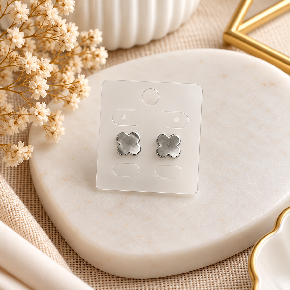 Aretes Plateados de Trebol