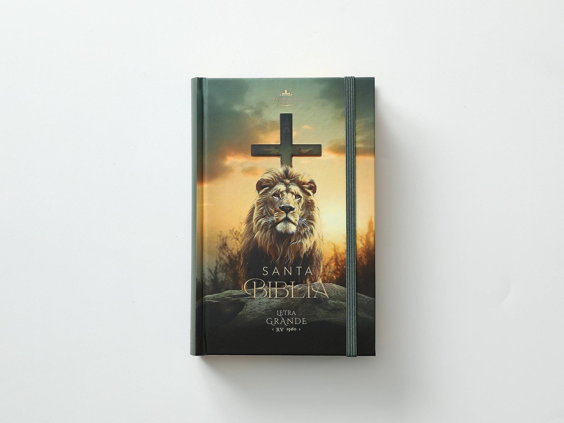 Biblia RVR60 Tamaño manual Letra Grande Tapa dura con elástico: León y cruz - The Perfect Gift