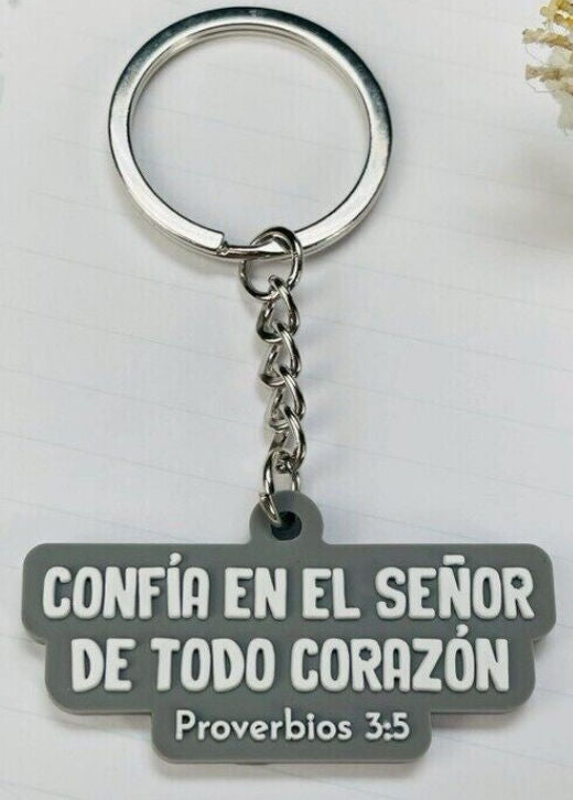 Llavero Caucho | Confia en el Señor de todo Corazon - The Perfect Gift