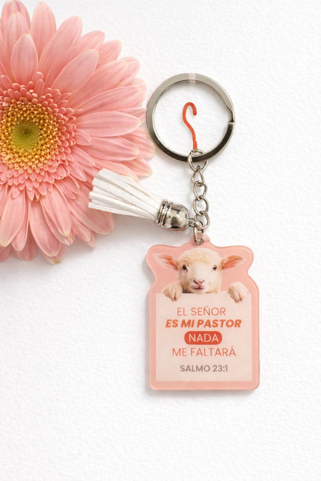 Llavero acrílico con Tassel. El Señor es mi pastor - The Perfect Gift