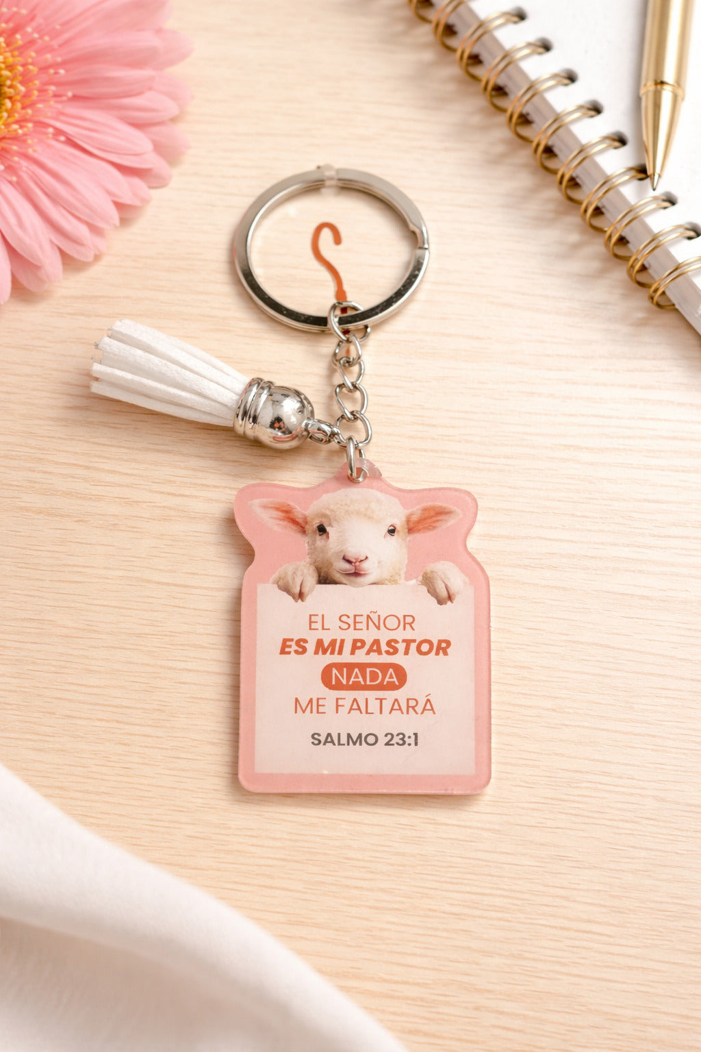 Llavero acrílico con Tassel. El Señor es mi pastor - The Perfect Gift