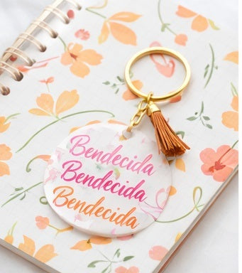 Llavero Acrilico con Tassel - Bendecida - The Perfect Gift