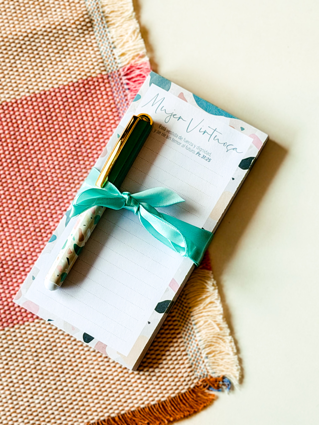 Notepad y Boligrafo- Mujer Virtuosa - The Perfect Gift