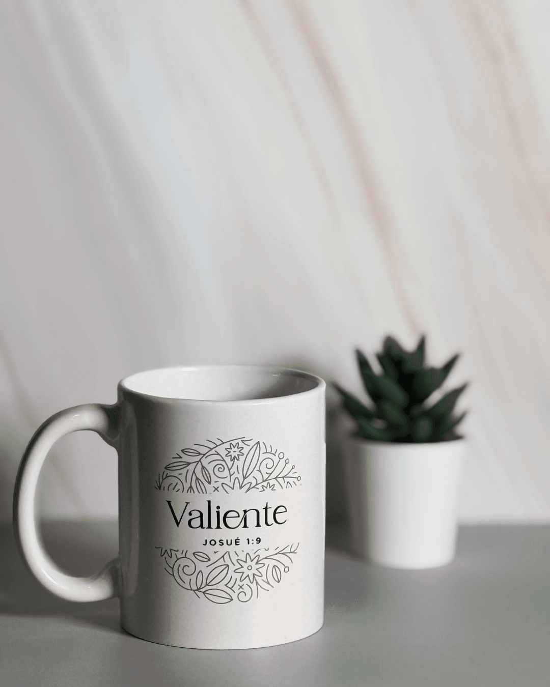 Valiente | Taza Minimalista - The Perfect Gift